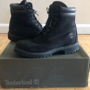Timberland Men’s Black Boots 8M.